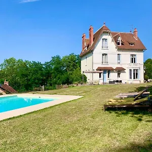 Hébergement de vacances Villa Castel Marie Louise, Néris-les-Bains
